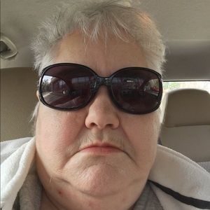 Meet your Posher, Gayla